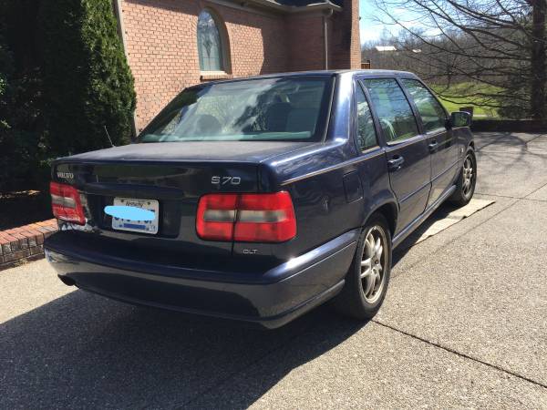 2000 Volvo sedan, S70 - cars & trucks - by owner - vehicle... for sale in Louisville, KY – photo 2