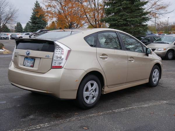 2010 Toyota Prius III - cars & trucks - by dealer - vehicle... for sale in Brooklyn Park, MN – photo 5