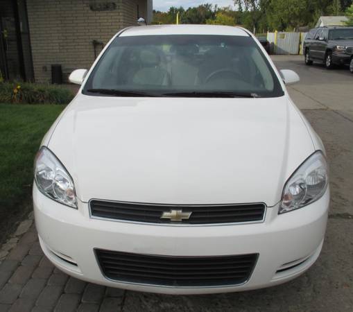 GREAT DEAL!*2008 CHEVY IMPALA"LS"*LIKE NEW*RUNS GREAT*GAS... for sale in Waterford, MI – photo 4