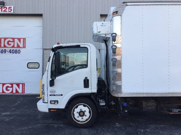 2011 Isuzu NRR Refrigerated Reefer Truck 38k LOW MILES npr nqr box for sale in Mokena, IL – photo 18