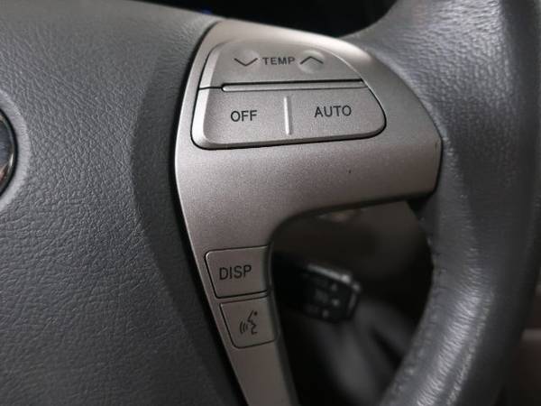 2011 Toyota Camry XLE Leather Heated Seats for sale in Caledonia, MI – photo 9