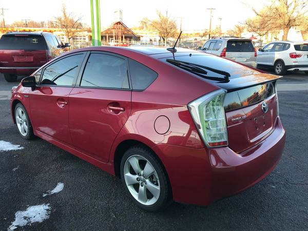 2010 TOYOTA PRIUS IV HYBRID - LOW MILES - CLEAN TITLE - GREAT DEAL -... for sale in Colorado Springs, CO – photo 5
