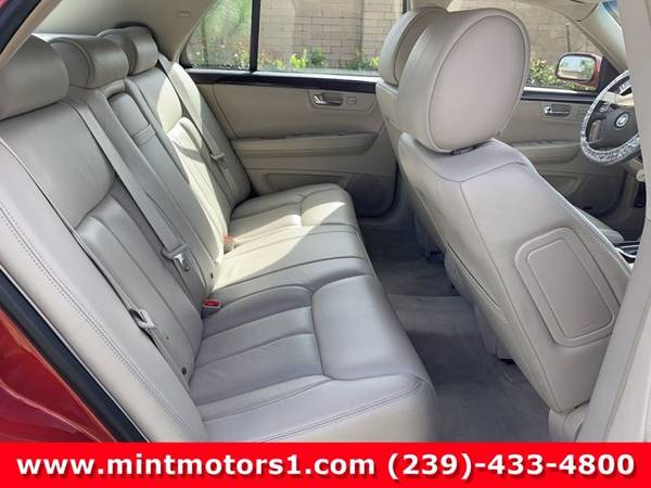 2011 Cadillac Dts - cars & trucks - by dealer - vehicle automotive... for sale in Fort Myers, FL – photo 12