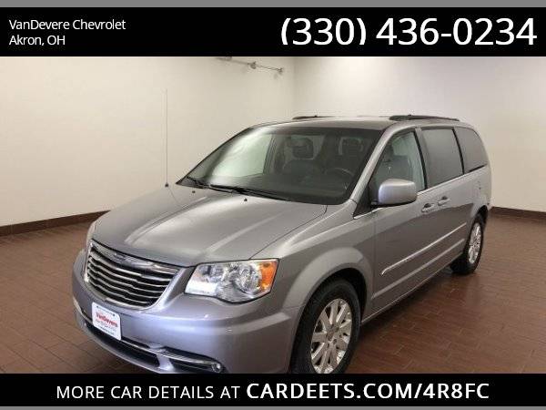 2014 Chrysler Town & Country Touring, Billet Silver Metallic Clearcoat for sale in Akron, OH – photo 4