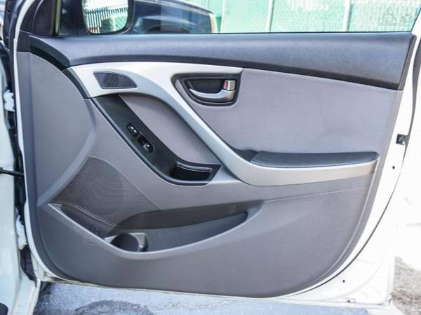 2015 Hyundai Elantra FWD 4dr Sdn Auto SE (Alabama Plant) - cars &... for sale in Reno, NV – photo 19