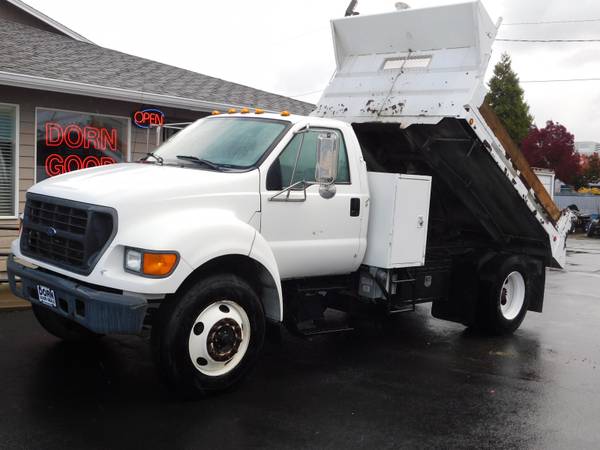 2000 Ford Super Duty F-650 XL for sale in Keizer , OR