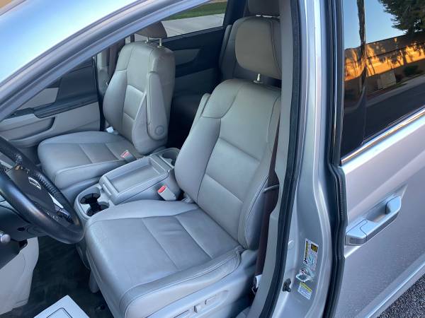 2011 Honda Odyssey - - by dealer - vehicle automotive for sale in Phoenix, AZ – photo 11