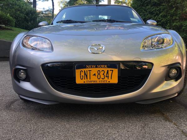 Like new 2014 Mazda Miata Convertible - cars & trucks - by owner -... for sale in Scarsdale, NY – photo 4