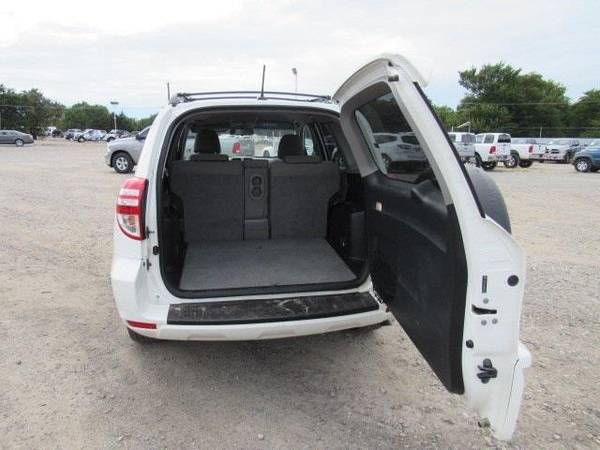 2011 Toyota RAV4 SUV Base - White for sale in Bonham, TX – photo 20