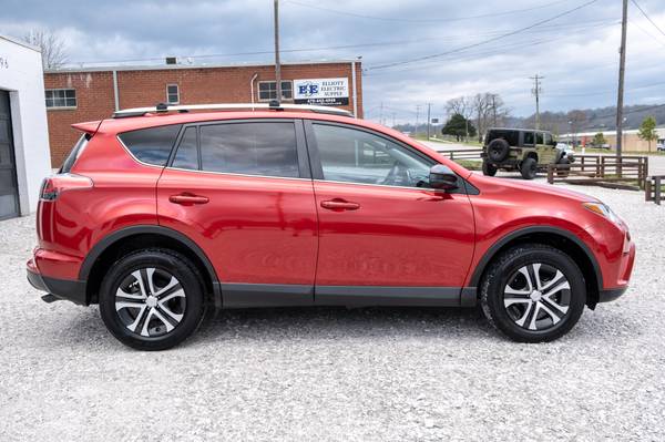 2016 Toyota RAV4 LE - - by dealer - vehicle automotive for sale in Fayetteville, AR – photo 5