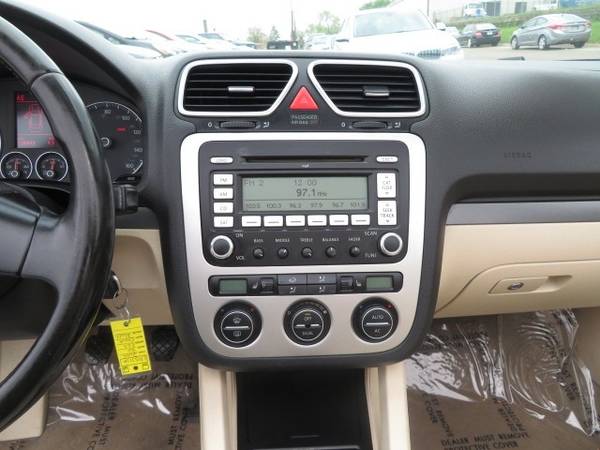 09 vw eos 6 speed manual 135000 miles 4999 - - by for sale in Waterloo, IA – photo 16