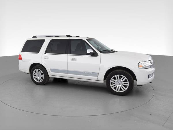 2013 Lincoln Navigator Sport Utility 4D suv White - FINANCE ONLINE -... for sale in Atlanta, CA – photo 14