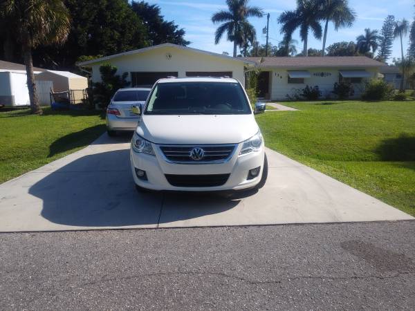 2012 VOLKWAGEN ROUTAN SEL PREMIUM - cars & trucks - by owner -... for sale in Fort Myers, FL – photo 7