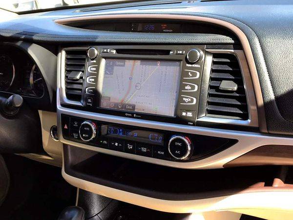 2014 Toyota Highlander Limited AWD w/3RD ROW/NAV/BACK-UP CAM -... for sale in El Cajon, CA – photo 5