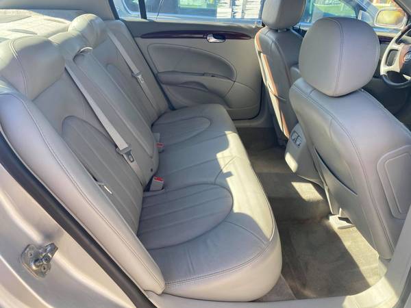 2008 Buick Lucerne CXL - cars & trucks - by dealer - vehicle... for sale in Fort Atkinson, WI – photo 16
