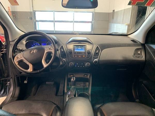 2014 Hyundai Tucson AWD 4D Sport Utility/SUV SE for sale in Cedar Falls, IA – photo 19