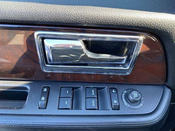 2017 Lincoln Navigator L Select Sport Utility 4D Family Owned!... for sale in Fremont, NE – photo 24
