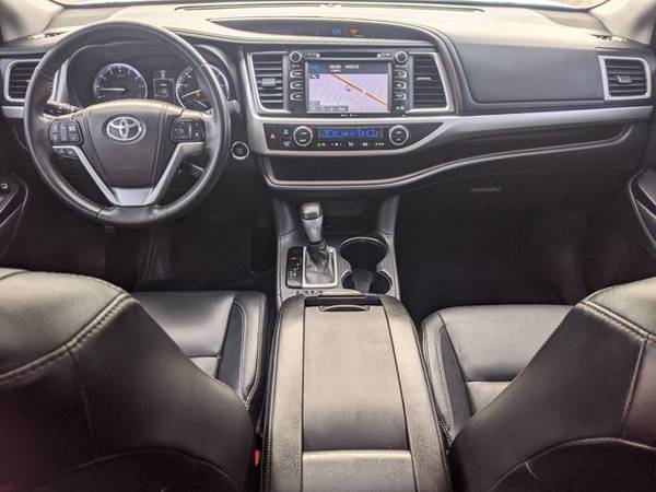 2015 Toyota Highlander XLE SUV - - by dealer - vehicle for sale in Corpus Christi, TX – photo 18