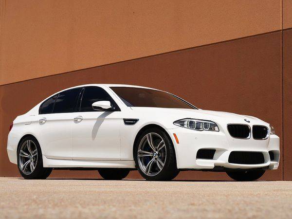 2014 BMW M5 Sedan EZ FINANCING-BEST PRICES AROUND!!!!! for sale in Houston, TX – photo 2