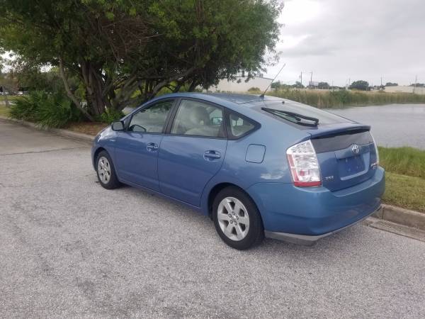 2009 toyota prius hybird low miles - cars & trucks - by dealer -... for sale in Clearwater, FL – photo 3