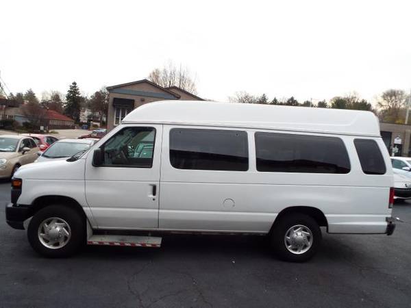 2011 Ford Econoline E-250 Extended - cars & trucks - by dealer -... for sale in Wyncote, DE – photo 2