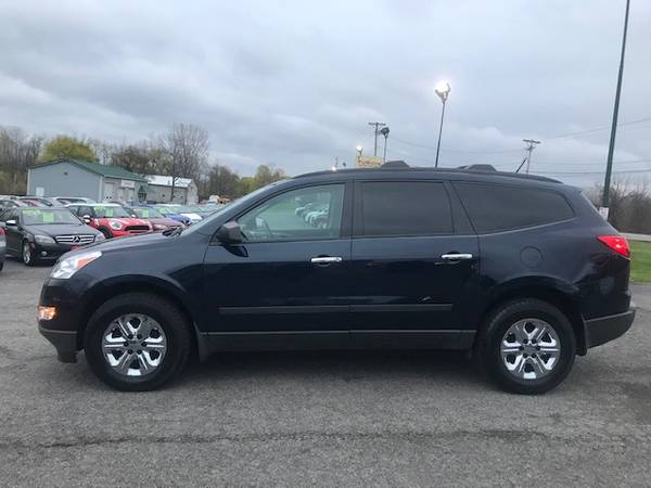 2011 Chevrolet Traverse LS w/3rd Row Seating - - by for sale in Spencerport, NY – photo 3