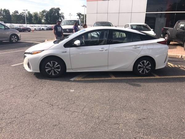 2018 Toyota Prius Prime Premium for sale in Saint James, NY – photo 2
