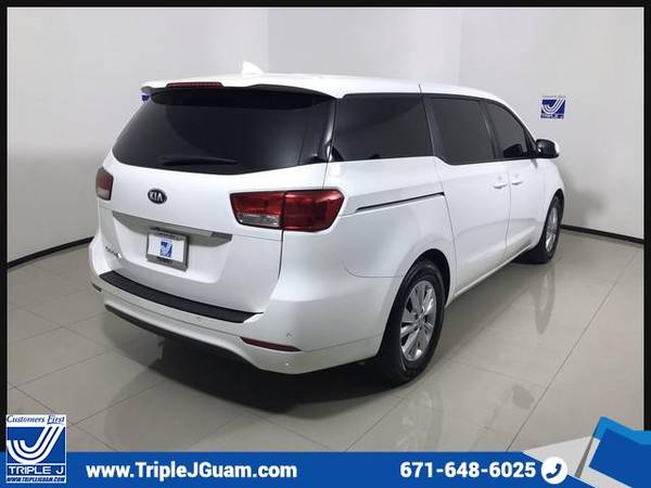 2017 Kia Sedona - - cars & trucks - by dealer for sale in Other, Other – photo 10