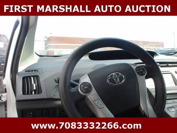 2013 Toyota Prius Five - Auction Pricing - - by dealer for sale in Harvey, IL – photo 8