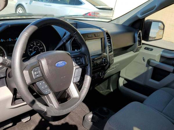 2017 Ford F150 SuperCrew Cab XLT Pickup 4D 5 1/2 ft pickup Red for sale in West Lafayette, IN – photo 23
