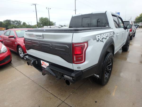 2017 Ford F-150 Raptor Avalanche Gray for sale in Des Moines, IA – photo 2