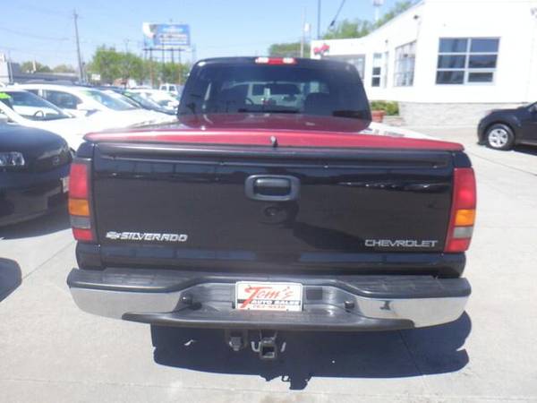 2002 Chevrolet Silverado 1500 LS - - by dealer for sale in Des Moines, IA – photo 4