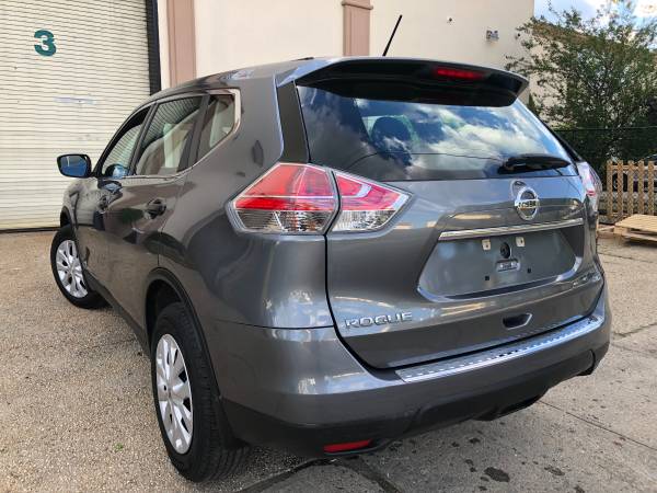 2016 Nissan Rogue S 21k miles Gray Clean title On hand paid off for sale in Baldwin, NY – photo 6