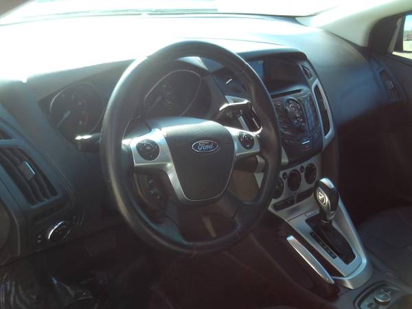2014 Ford Focus SE - cars & trucks - by dealer - vehicle automotive... for sale in Howard City, MI – photo 10