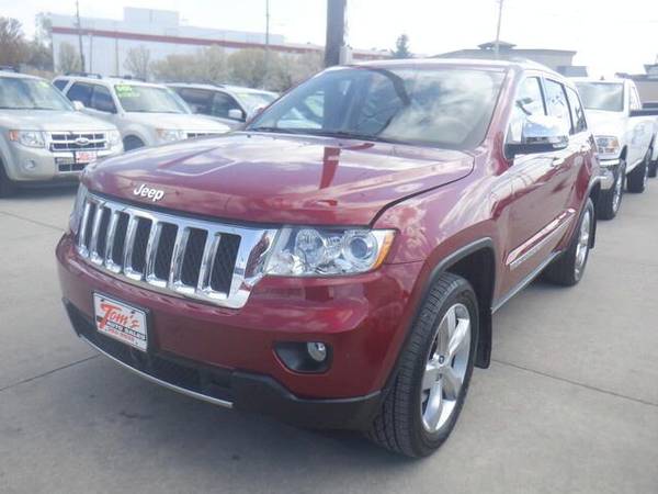 2013 Jeep Grand Cherokee Overland - - by dealer for sale in Des Moines, IA – photo 10