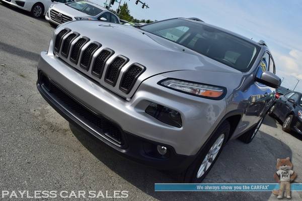 2017 Jeep Cherokee Latitude / 4X4 / Power Driver's Seat / Bluetooth / for sale in Anchorage, AK – photo 23