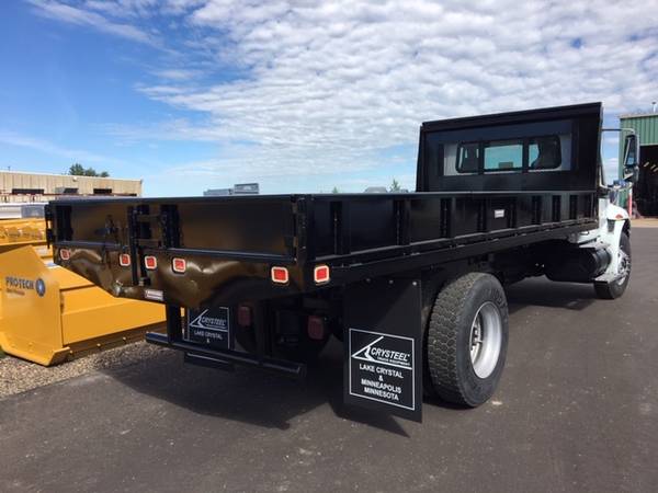 2005 International 4400 with 18 Flatbed/Dump Body for sale in Lake Crystal, MN – photo 10