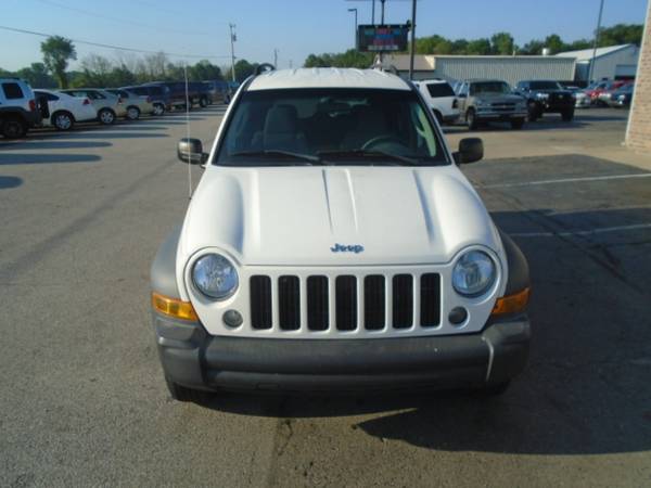 2007 Jeep Liberty Sport 4WD for sale in Mooresville, IN – photo 3