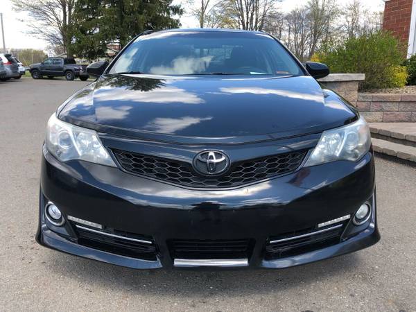 2013 Toyota Camry - Runs 100 Clean CARFAX/Super Deal! - cars & for sale in Youngstown, OH – photo 4