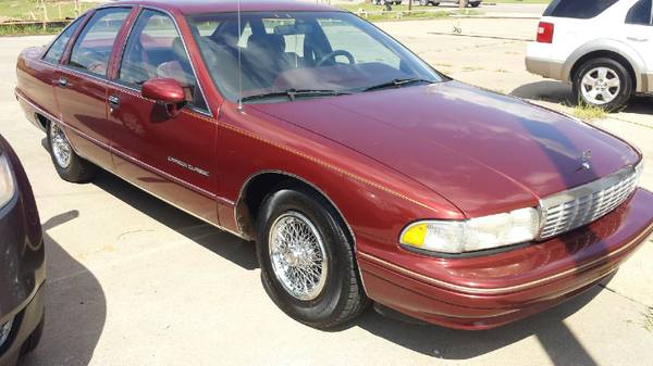 1992 Chevy Caprice Classic 5.0L ** 103K MILES ** NICE CAR, RUNS... for sale in Bixby, OK