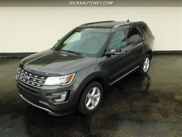 2017 Ford Explorer 4x4 V6 Leather Navigation - cars & trucks - by... for sale in Cedar Rapids, IA – photo 2