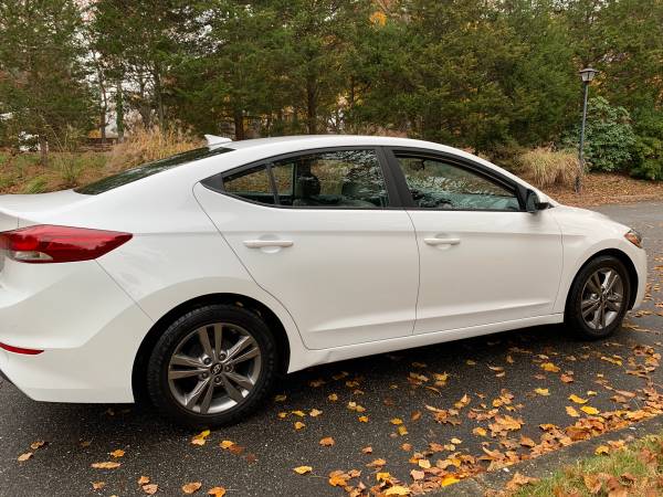 Hyundai Elantra *super clean everything works needs nothing* - cars... for sale in Huntington Station, NY – photo 3
