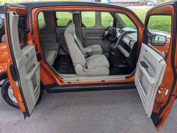 2011 Honda Element EX-P Rare AWD Low Miles Citrus Fire Color - cars for sale in Spokane, OR – photo 16