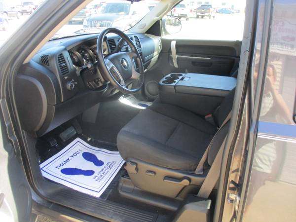 2011 Chevy Silverado EX-Cab Z71 4X4 for sale in Girard, IL – photo 6