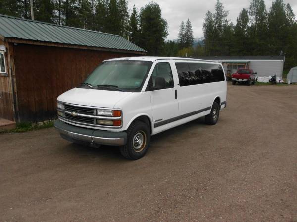 2000 Chevrolet 12 passenger Van - - by dealer for sale in polson, MT