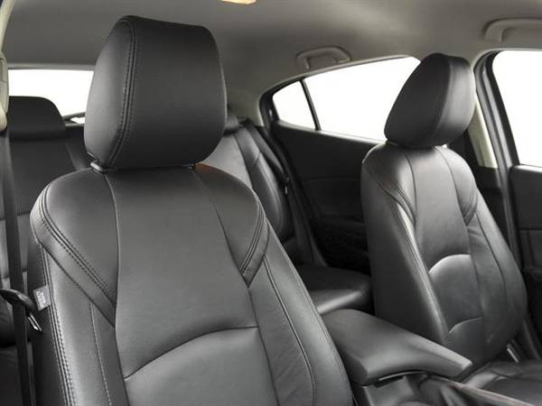 2014 Mazda MAZDA3 i Touring Hatchback 4D hatchback Gray - FINANCE for sale in Carrollton, TX – photo 5