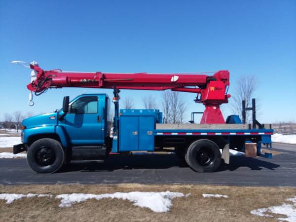 2007 GMC C7500 47 Sheave Height Altec Diesel 120k mi Digger Derrick for sale in Gilberts, WI – photo 6