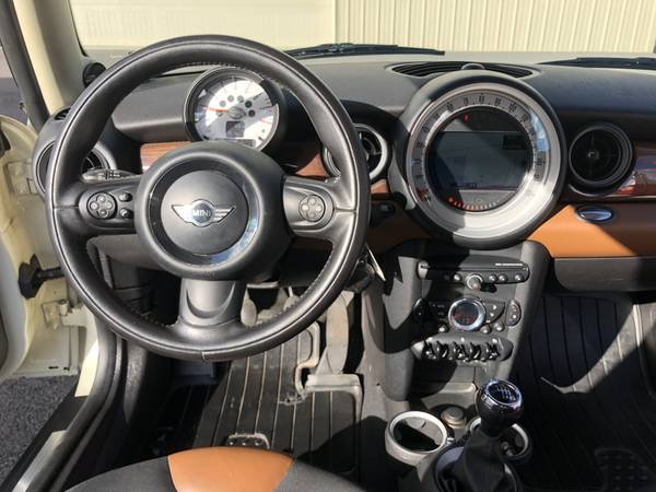2011 Mini Cooper 6 Speed Manual Premium & Wired Packages Clean... for sale in Palmyra, PA – photo 20