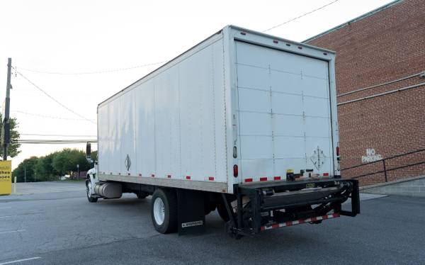 2013 International 4300 26 foot box truck - cars & trucks - by owner... for sale in Glyndon, District Of Columbia – photo 3