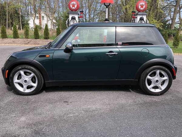 2006 Mini Cooper 53, 000 Miles 5 Speed Manual Showroom New Condition for sale in Palmyra, PA – photo 9